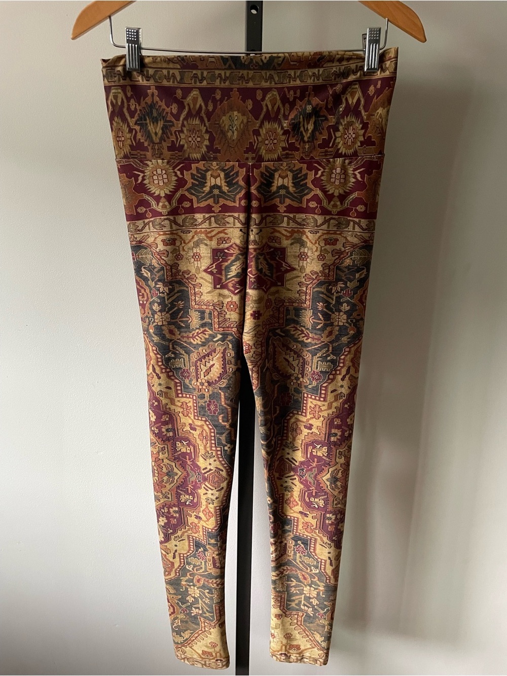 Norwegian Wood Leggings Made In Canada Indie Boho Tapestry Artisan Hippie Large